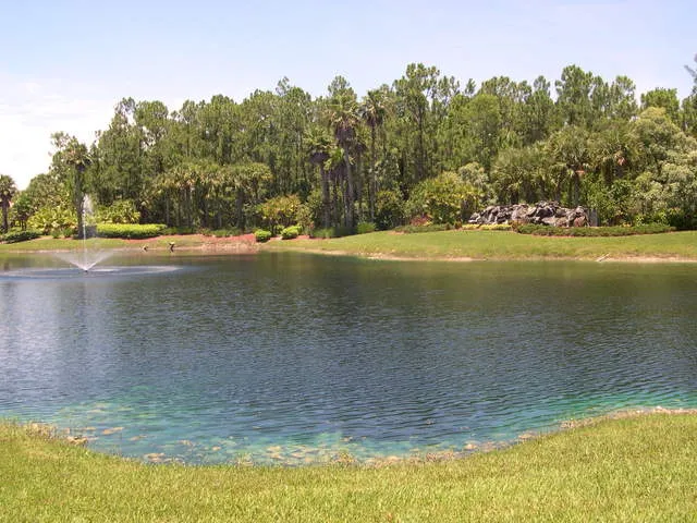 Lake & Waterfall View from Lanai