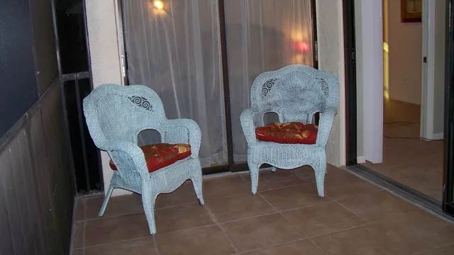 TILED LANAI 