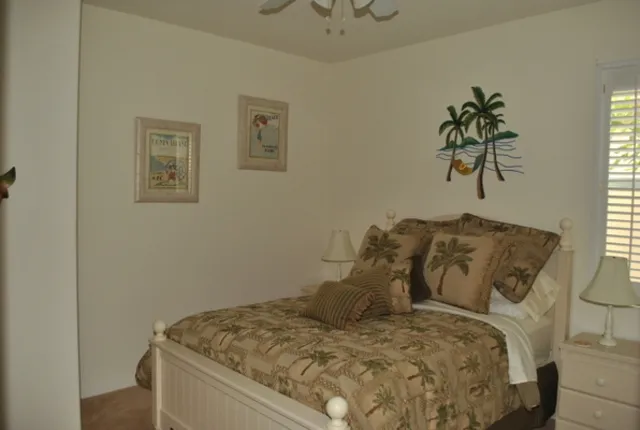 Guest bedroom