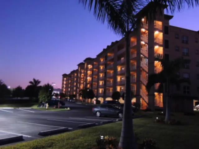 The Carlyse at night!