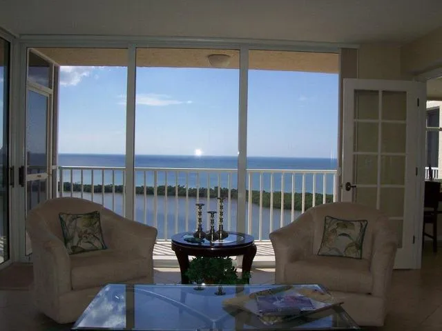 PELICAN BAY HIGH GREAT GULF VIEW photo 9