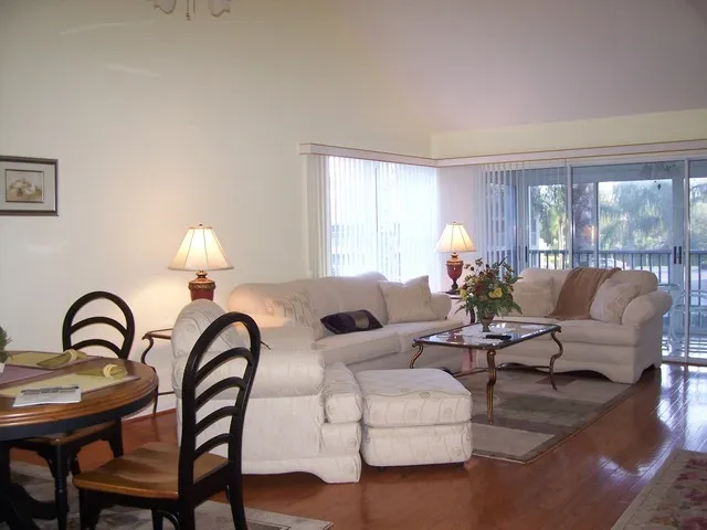 LIVING DINING ROOM