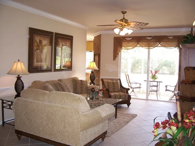 LIVING ROOM WITH VIEW TOO!