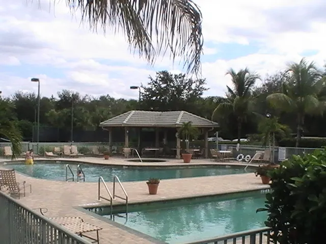 SWIMMING POOL AND LAP POOL