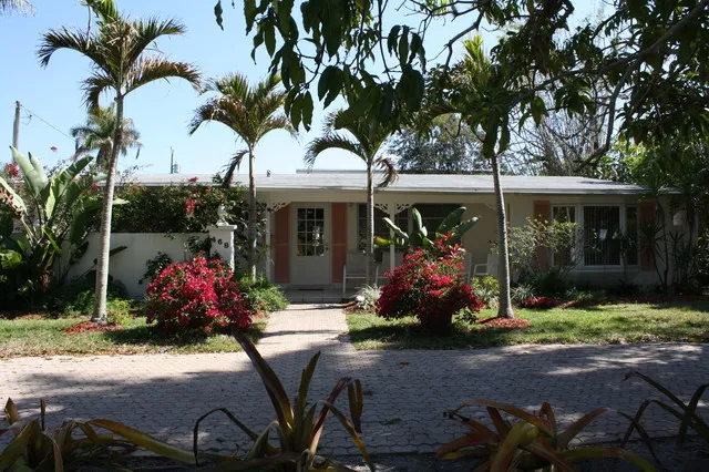 FRONT OF HOME FROM THE STREET
