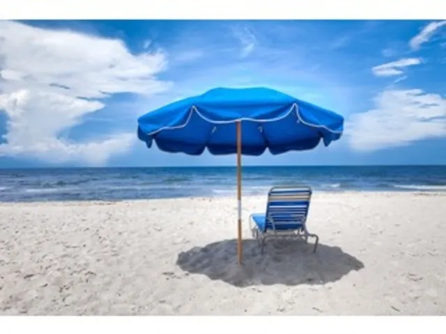 PELICAN BAY 3 BEDROOM GULF VIEW photo 4