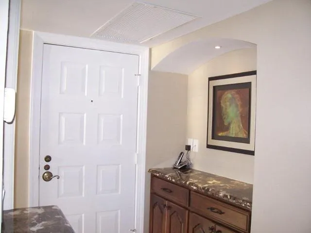 PELICAN BAY 3 BEDROOM GULF VIEW photo 14