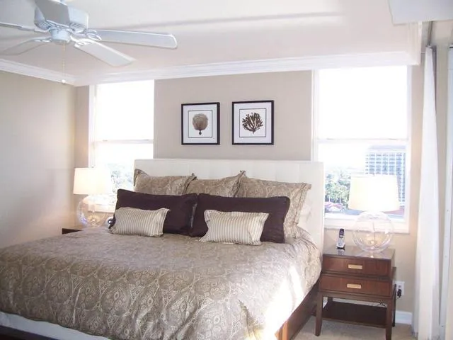PELICAN BAY 3 BEDROOM GULF VIEW photo 15