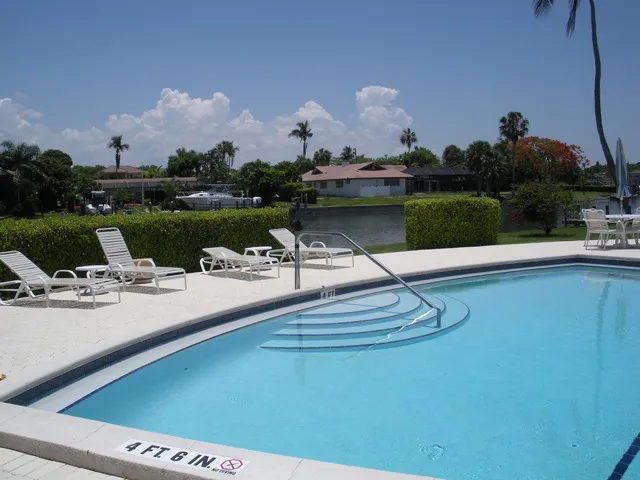 Naples Gulf Shore Boulevard photo 5