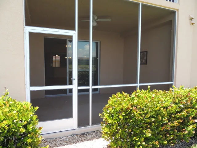 The back lanai 
