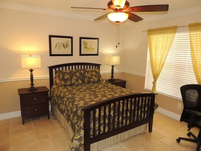 Guest room 1 has full size bed with desk & wi fi internet!