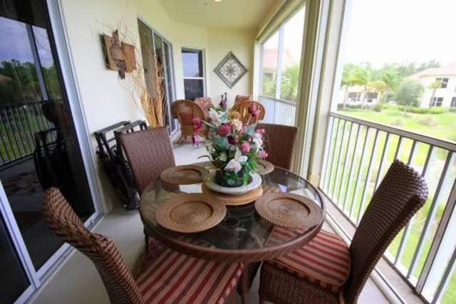 LANAI 