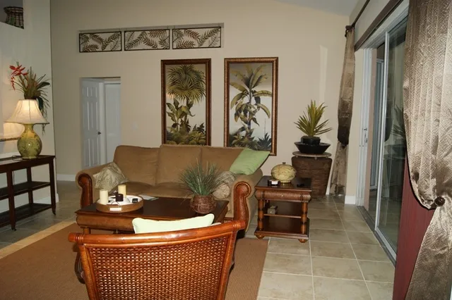 Luxory Lakefront Vacation Home in Crown Point photo 4