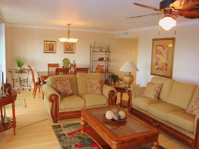 Vanderbilt Beach Luxury Waterfront photo 4