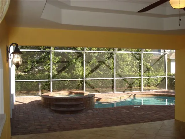 Naples Park Home - Steps to the Beach photo 5