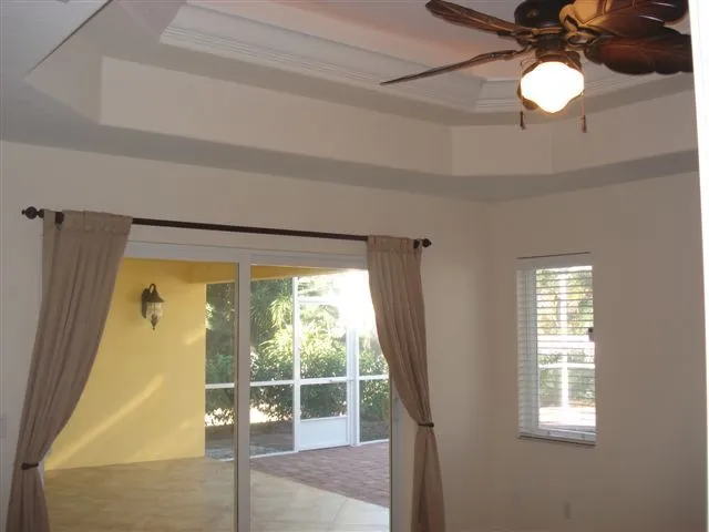 Naples Park Home - Steps to the Beach photo 11