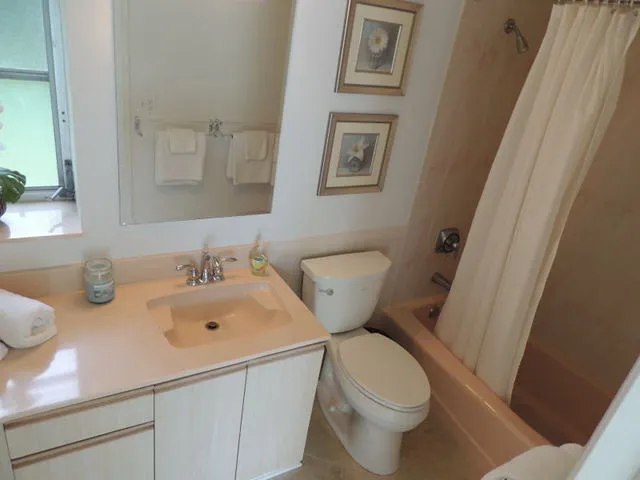 Bathroom - home comes fully equipped with linens and towels