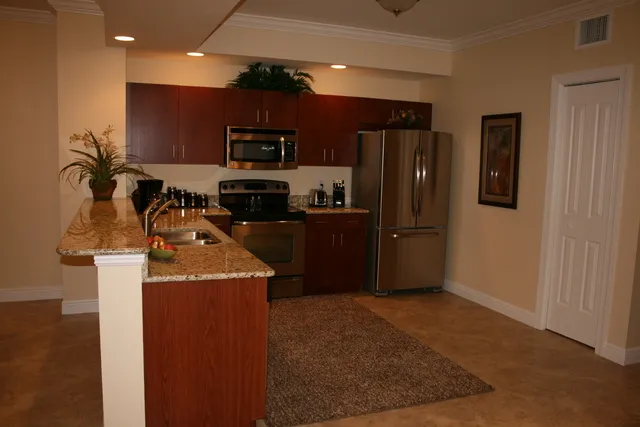 Beautiful new condo on lake preserve photo 3