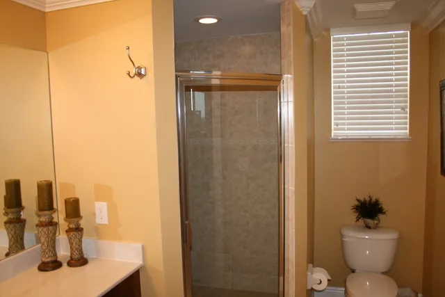 Beautiful new condo on lake preserve photo 10