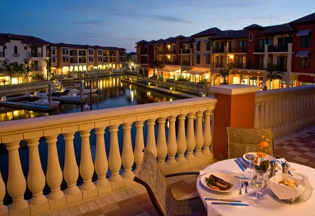 Dining in Naples Bay Resort