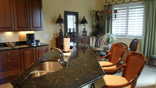 Eat at the counter...why not !