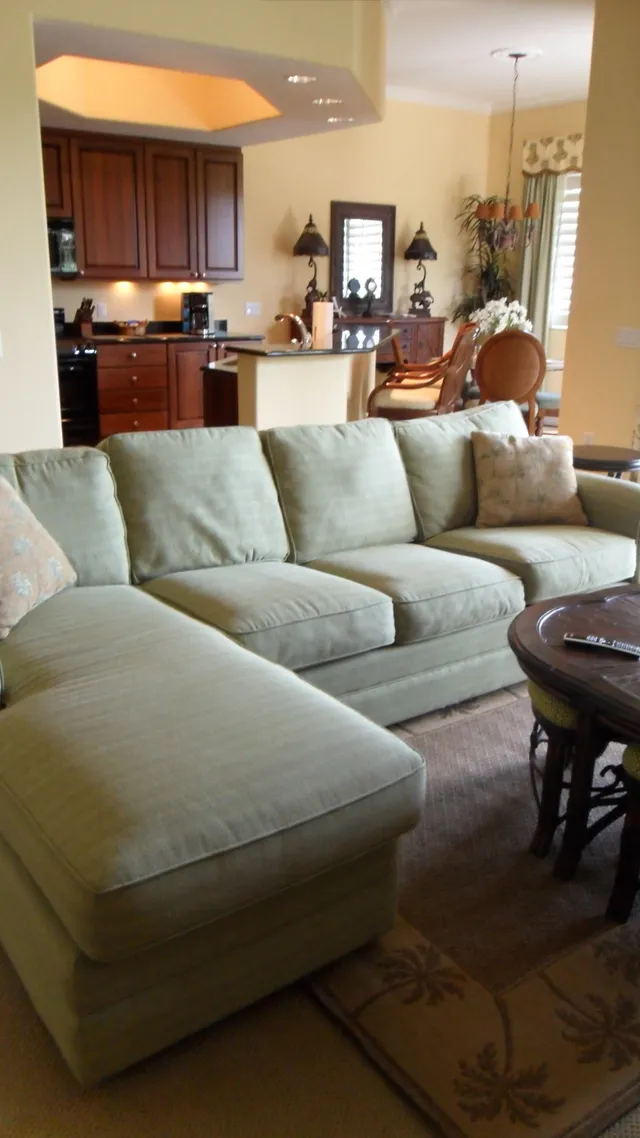 Relax in our Plush Tommy Bahama Coach w Pull out bed.....Heaven !