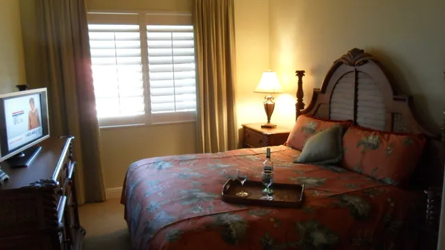 Master Bedroom w King and Flat Screen   ....more comfortable than home