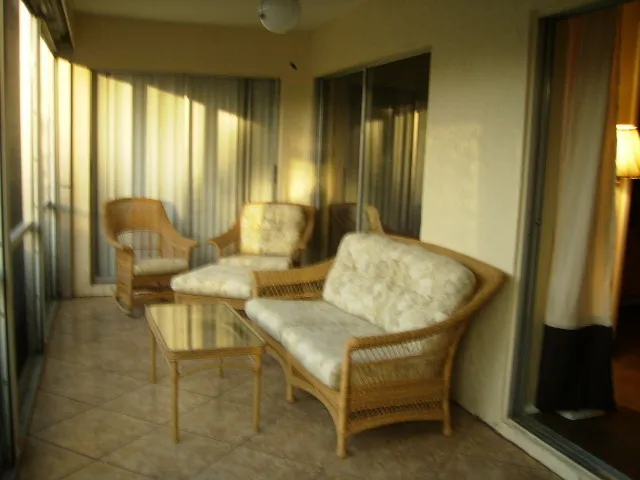 very large screened & tiled lanai