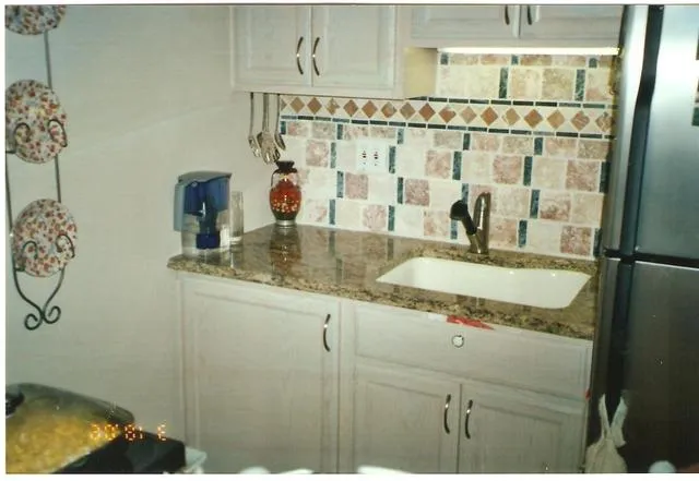 Olde Naples condo. Short walk to beach and Third St. photo 9