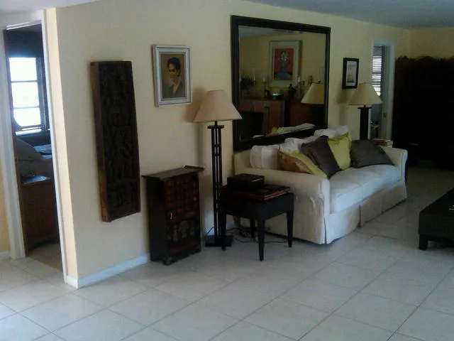 Naples Moorings Home- On Golf Course - Walk to Beach photo 3