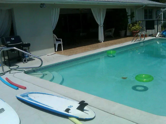 Naples Moorings Home- On Golf Course - Walk to Beach photo 8