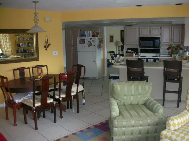 Naples Moorings Home- On Golf Course - Walk to Beach photo 14