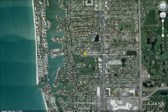Naples Moorings Home- On Golf Course - Walk to Beach photo 16