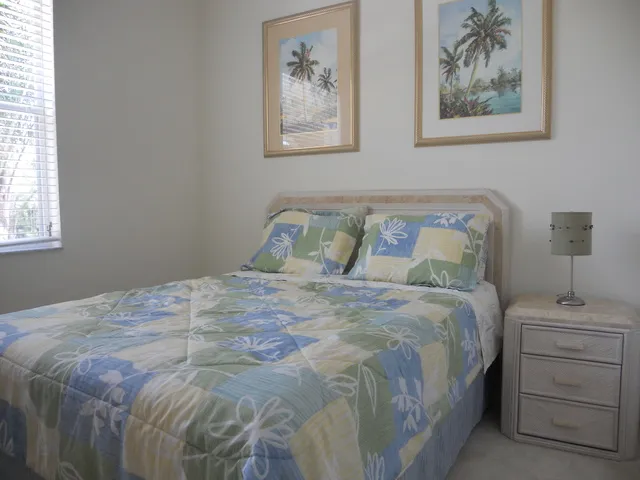 Guest bedroom