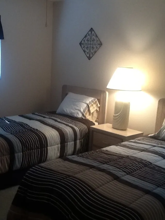 Guest bedroom.