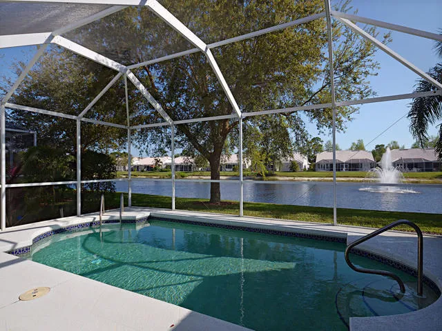 Beautiful villa with heated pool near beach photo 1