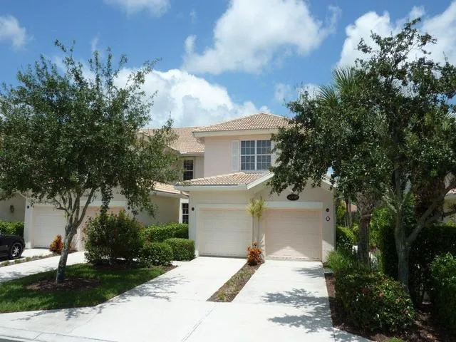 Carriage Home in Whisper Trace!