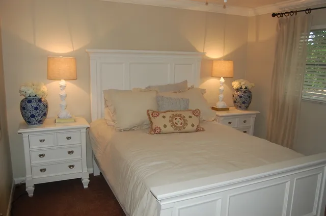 Guest bedroom #1, Queen Bed