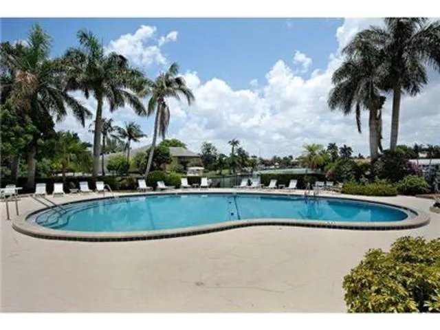Kings Port Pool area