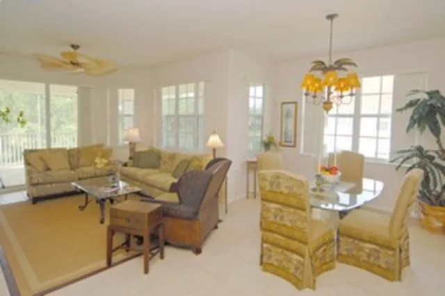 Very elegantly decorated, spacious, light and bright!!