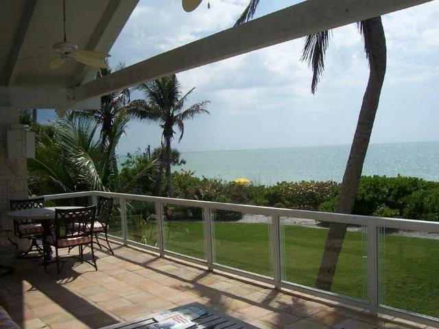 PORT ROYAL! BEACH FRONT HOUSE BEACH FRONT HOUSE photo 7