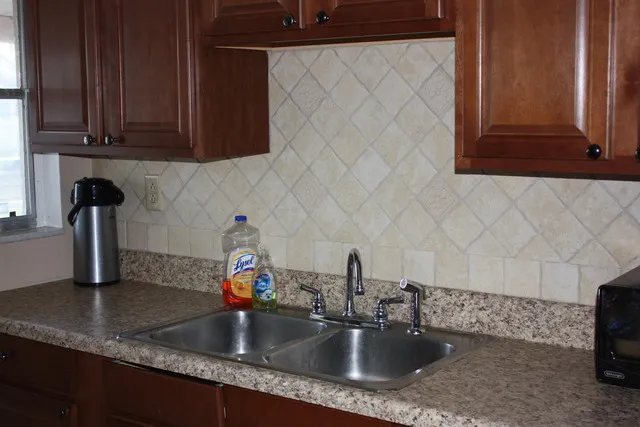 Affordable Naples Rental - West of U.S. 41 photo 7