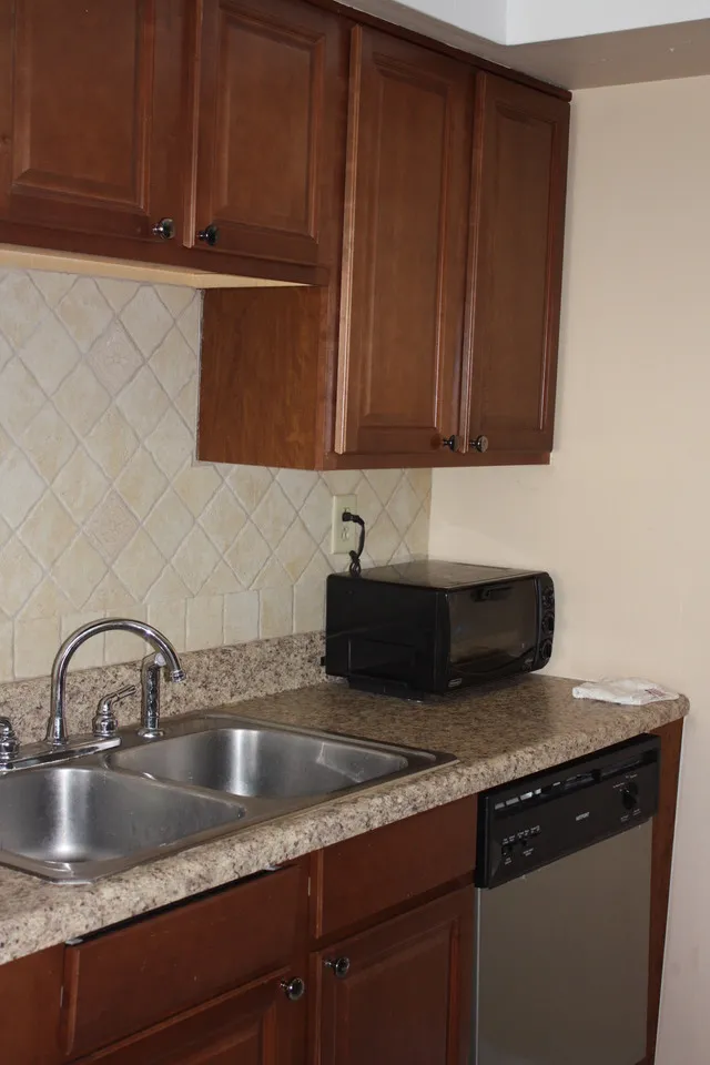 Affordable Naples Rental - West of U.S. 41 photo 8