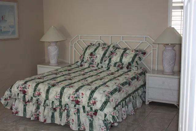 Affordable Naples Rental - West of U.S. 41 photo 9