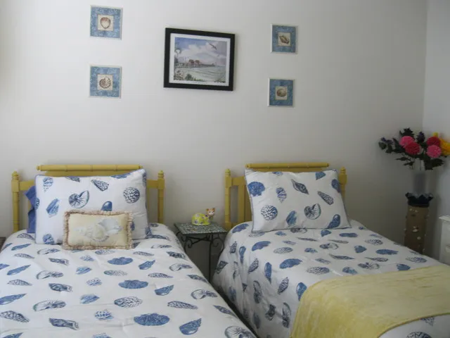 Front bedroom
