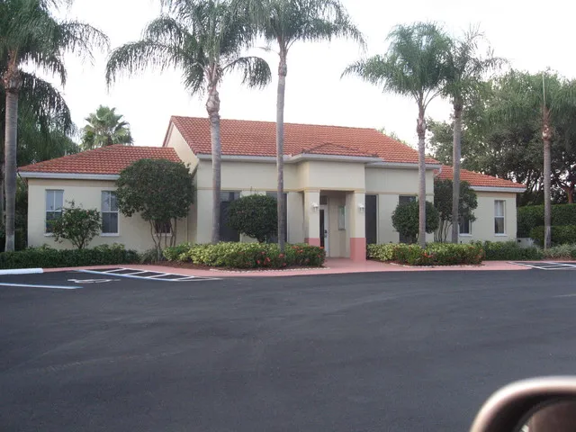 Clubhouse has kitchen,spacious living rm  & exercise rm