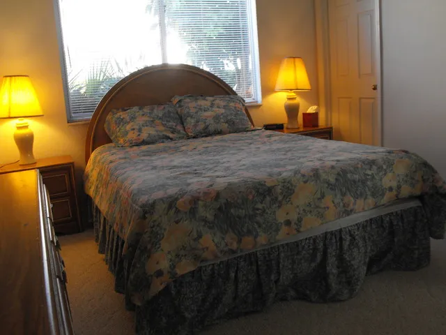 Parkshore Condo Close To Everything photo 3