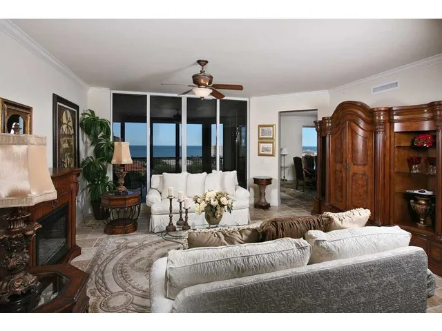 LIVING WITH VIEW OF THE GULF OF MEXICO