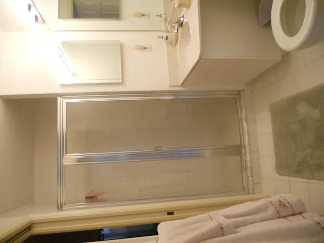 Bathroom Attached To Bedroom#1