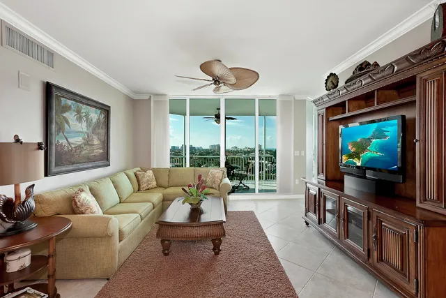 LAST CONDO AVAILABLE AT THE DUNES FOR MARCH 2013 photo 1